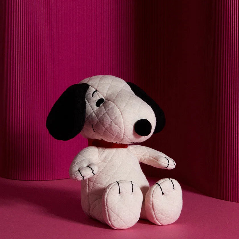 Plush PEANUTS Quilted Snoopy in Gift box 7"