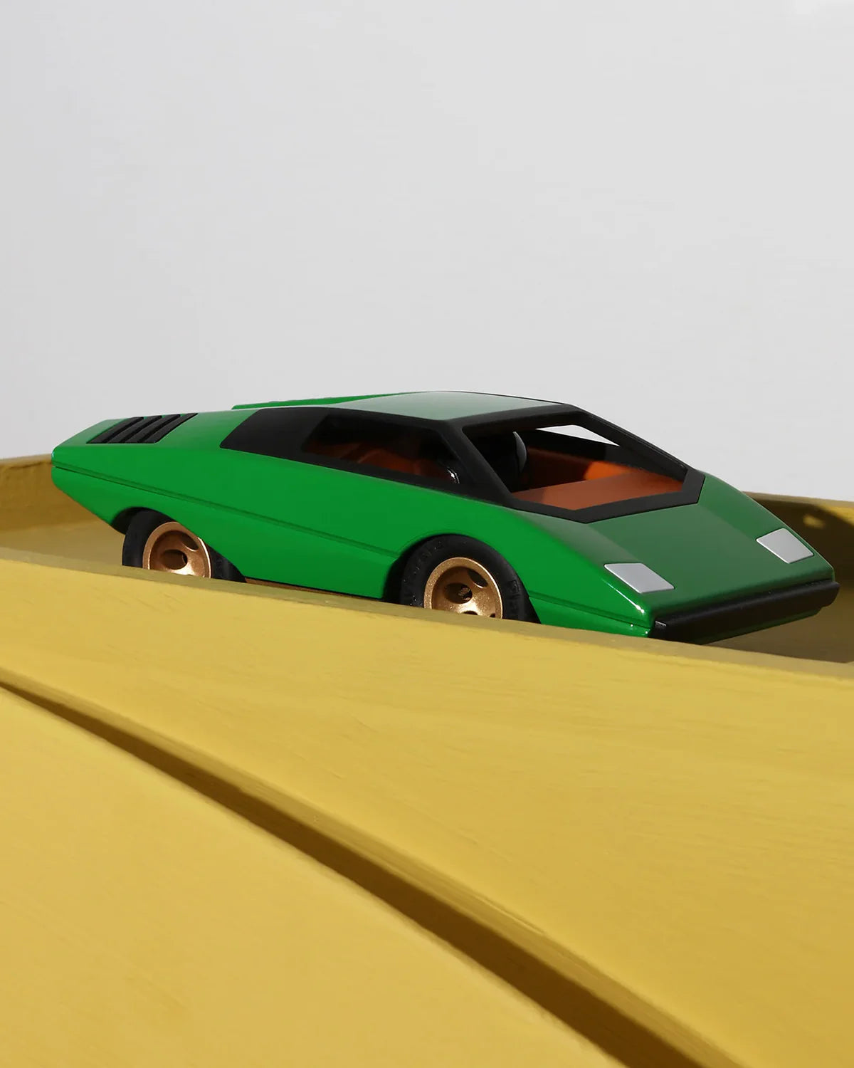 Car UFO Mamba Green