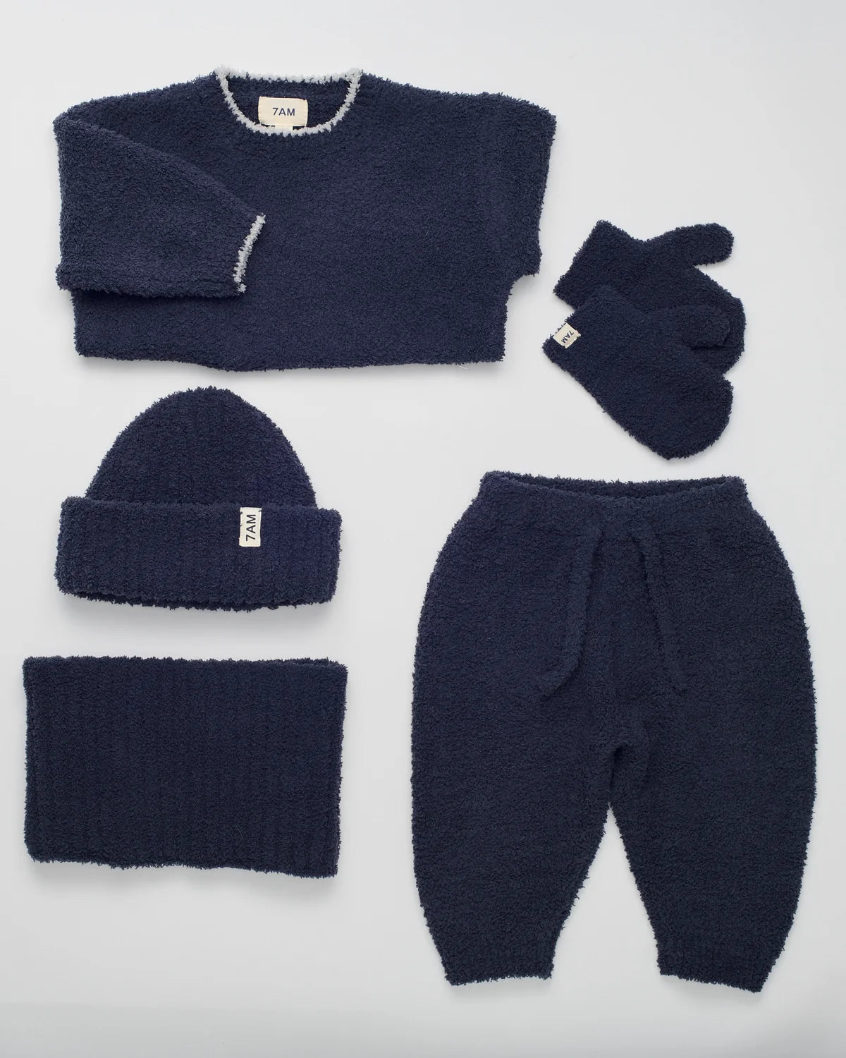 Fuzzy Mittens Navy