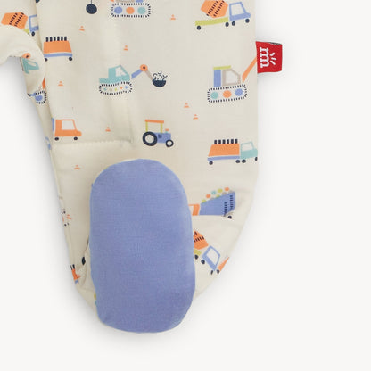 Magnetic Footie- Can You Dig it